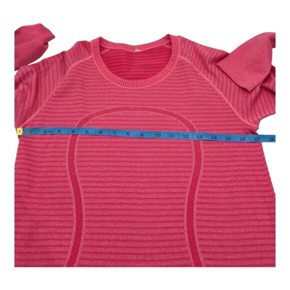 Lululemon Top Womens 10 Red Run Swiftly Tech Activewear  Crossfit Training Gym - Picture 4 of 6